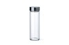 sklenena flaša pure aqua voda so sebou sklo nezavadne simax cesky vyrobok kovove sitko luhovanie